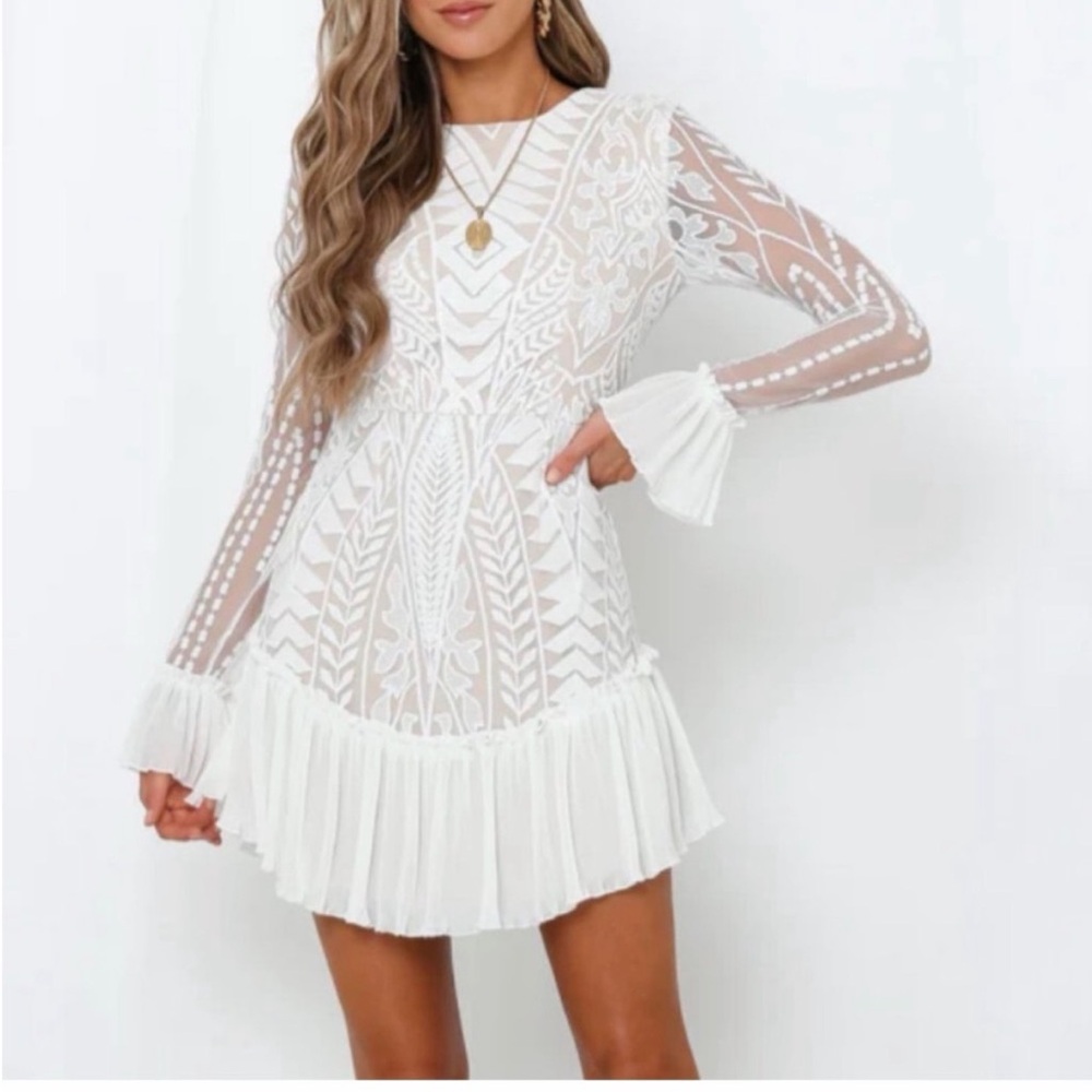 Chic White and Cream Long Sleeve Dress
